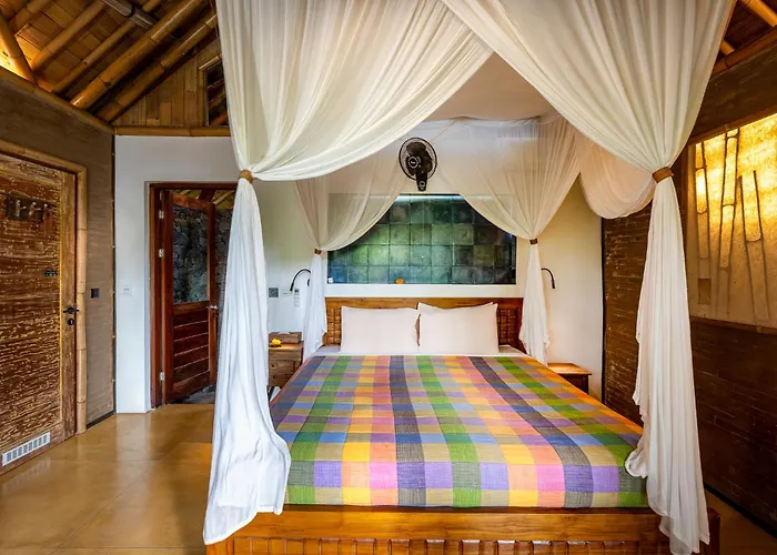 Lodge Bamboo Turtles *