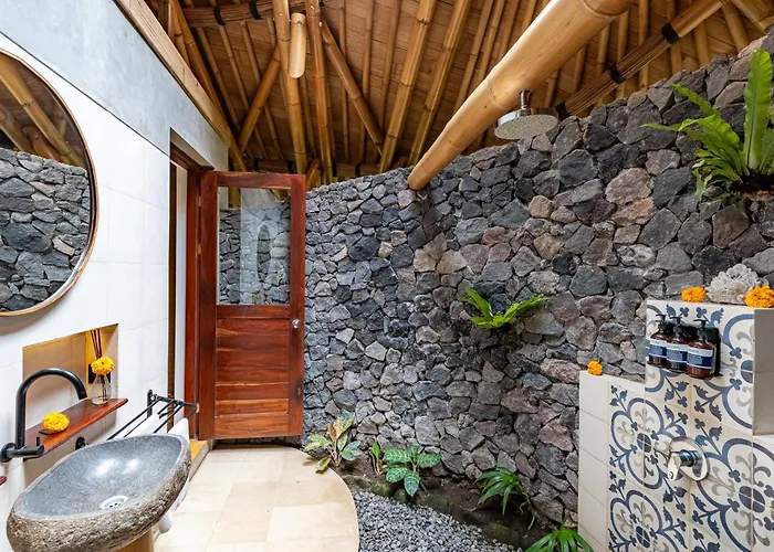 Bamboo Turtles Lodge